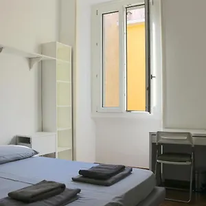 S. Ambrogio Cozy , Milán Italia